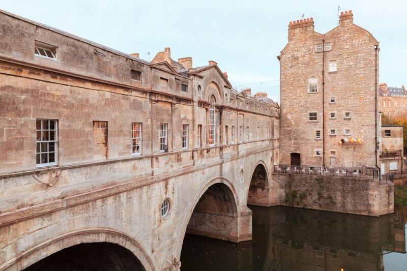London: Stonehenge, Windsor, and Bath Day Trip by Bus - FAQs