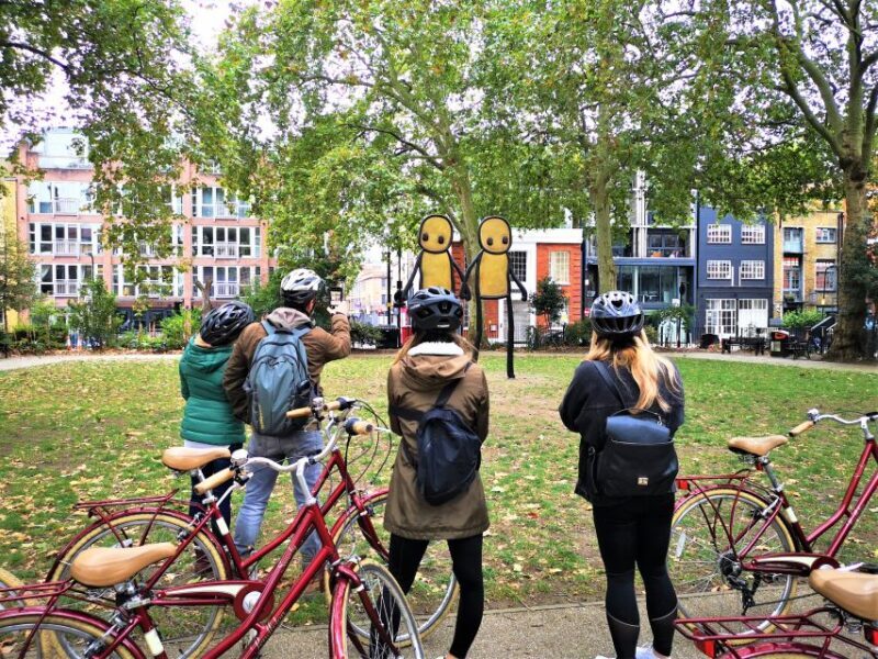 London: Street Art Bike Tour - Guides and Authenticity