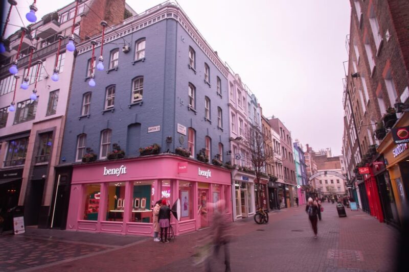 London: Taylor Swift London Boy Walking Tour - Authentic Experiences and Balancing Expectations