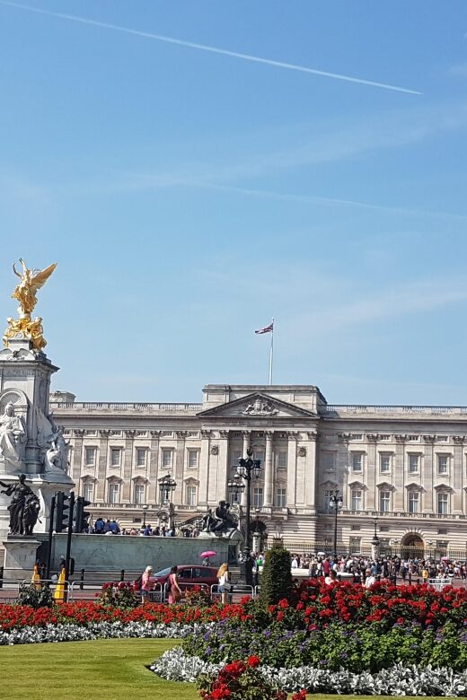 London: The Crown British Royalty Walking Tour - London: The Crown British Royalty Walking Tour – A Deep Dive into Royal London