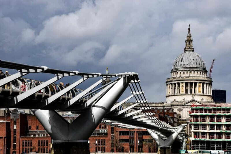 London: The River Thames Trail (Walking Tour) - A Practical Guide to the Thames Trail Walking Tour