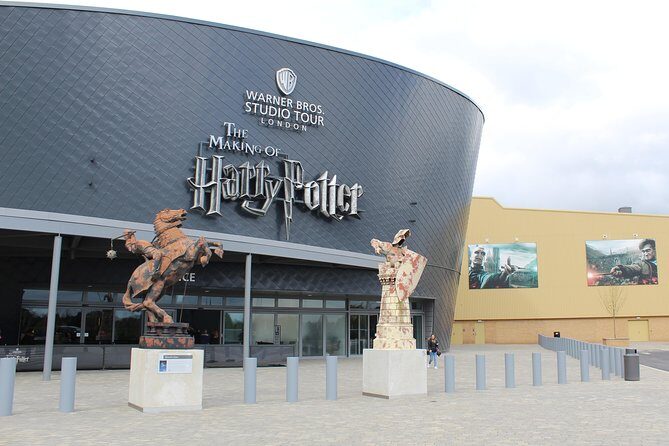 London to Harry Potter Studio Private Round-Trip Transfer - The Sum Up