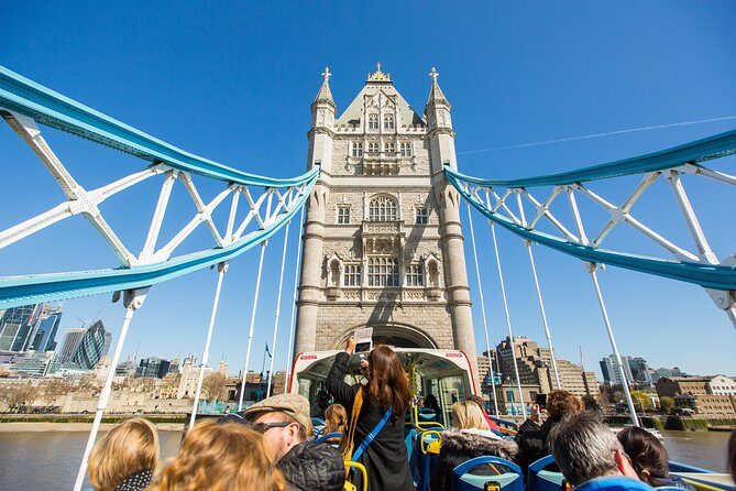 London Tootbus Hop on Hop off Bus Tour and Thames River Cruise - A Detailed Look at the Tour Experience