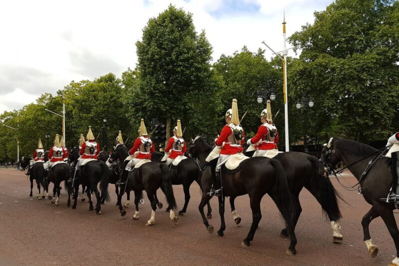 London: Top 30 Sights Walking Tour and Tower Bridge Exhibit - Who Should Book This Tour?
