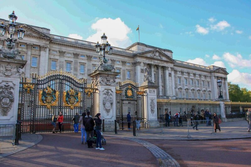 London: Tower of London, Thames Boat & Changing of the Guard - Key Points