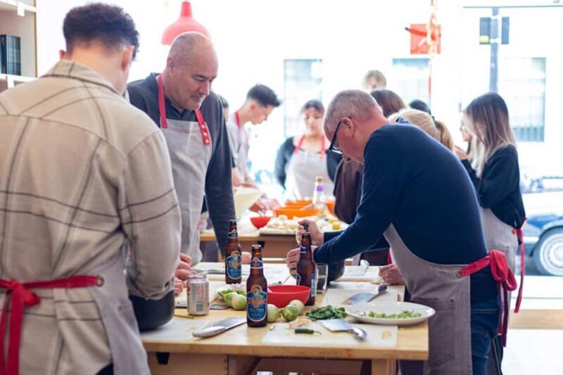 London: Vegetarian Thai Cooking Class with Wine - Who Is This Experience Best For?