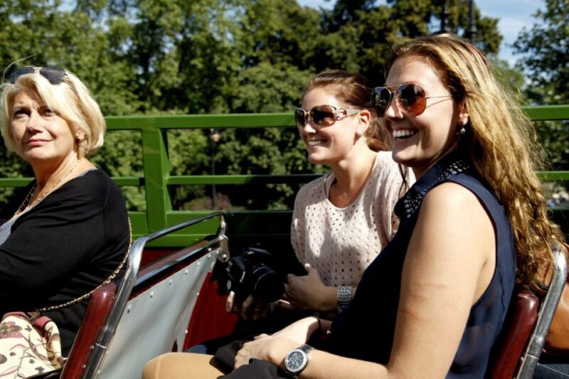 London Vintage Bus Tour and Cream Tea at Harrods - What the Tour Includes and How It Unfolds
