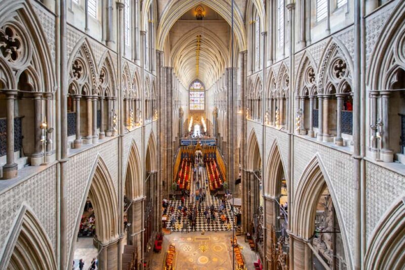 London: Westminster Abbey, Big Ben & Buckingham Guided Tour - Authentic Experiences and Authentic Guides