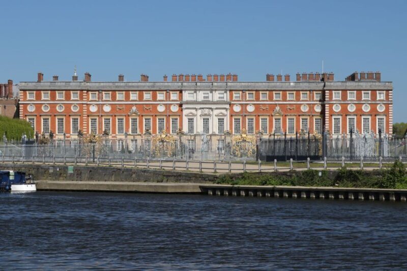 London: Westminster to Hampton Court River Thames Cruise - An In-Depth Look at the Experience