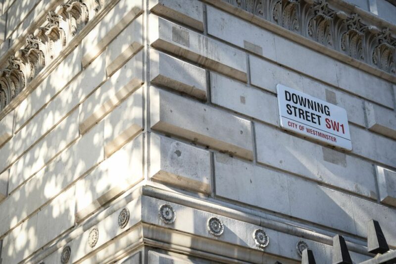 London: Westminster Tour, River Cruise, and Tower of London - Practical Tips for Travelers