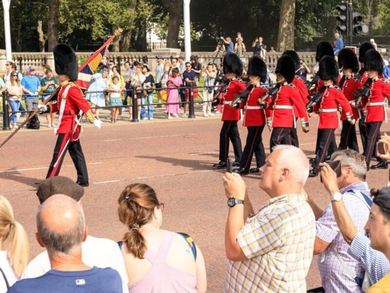 London: Westminster Walking Tour & London Eye Ticket - Ending at the London Eye