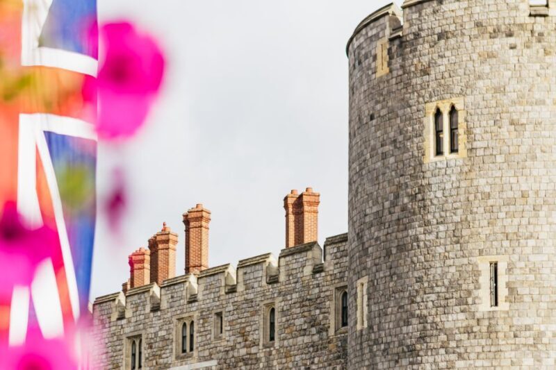 London: Windsor Castle, Stonehenge & Bath Full-Day Tour - Who Should Consider This Tour?