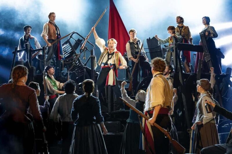 London's West End: Ticket to Les Misérables - A Detailed Look at the Experience