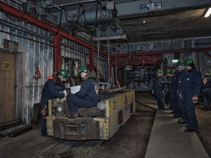 Longyearbyen: Historic Coal Mine Tour at Gruve 3 - Authentic Insights from Reviews