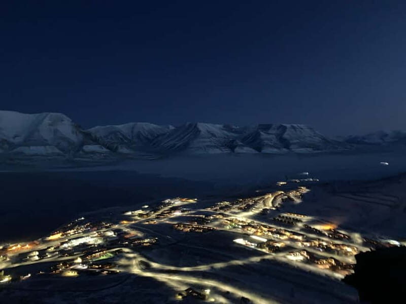 Longyearbyen: Panorama view hike - Platåfjellet Guided Hike - Practical Details and Value