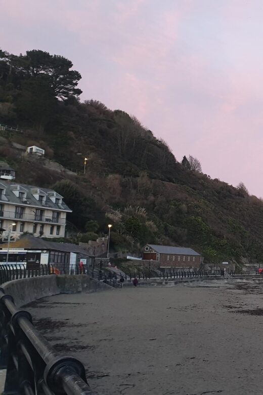 Looe: Beyond Paradise TV Locations Tour - Key Points