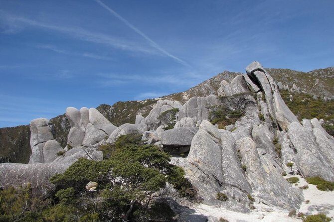 Lord of the Rings Mt Olympus, South of Rivendell - An In-Depth Look at the Helicopter Adventure
