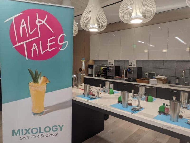 Los Angeles: Cocktail-Making Class with Mixologist - An Authentic and Fun Approach to Cocktail Crafting