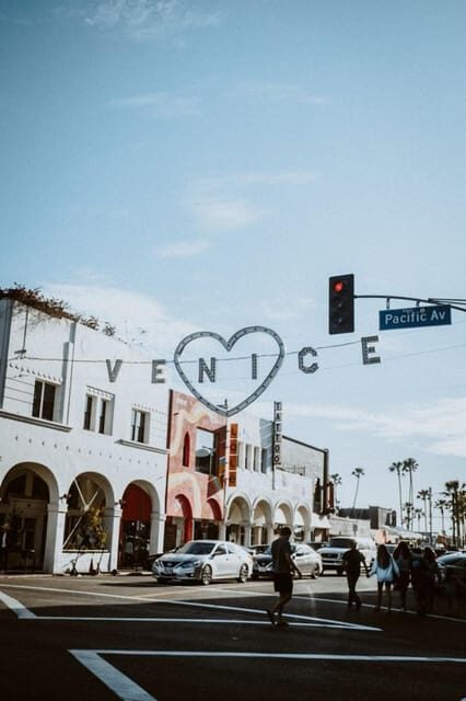 Los Angeles : Downtown Walking Tour With A Guide - Who Will Love This Tour?