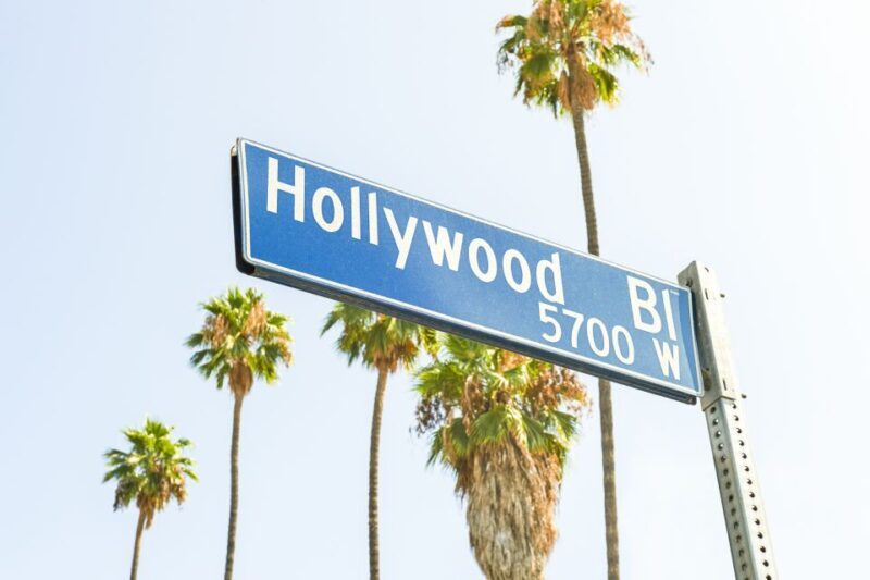 Los Angeles: Hollywood & Celebrity Homes Open-Air Bus Tour - Key Points