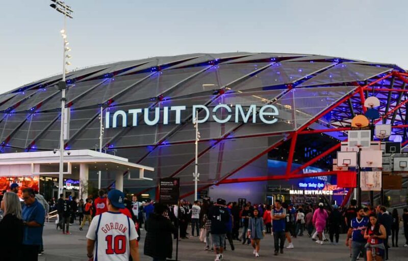 Los Angeles: Los Angeles Clippers Basketball Game Ticket - Catching an NBA Game at the Intuit Dome: Los Angeles Clippers Experience