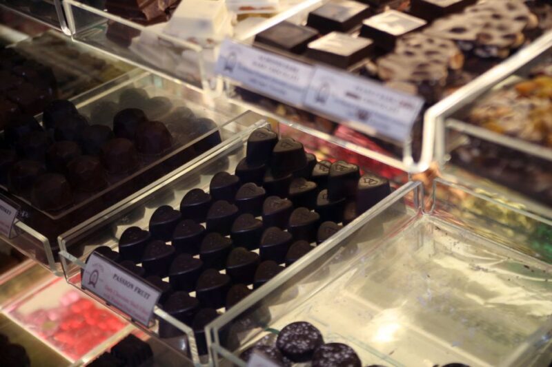 Los Angeles: Old Pasadena Food Tasting Walking Tour - FAQ