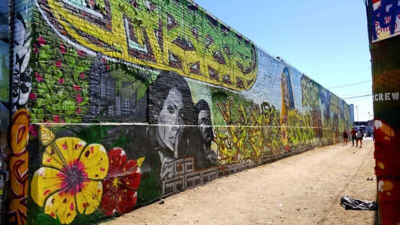 Los Angeles: Private Alley Adventure Graffiti Bike Tour - Key Points