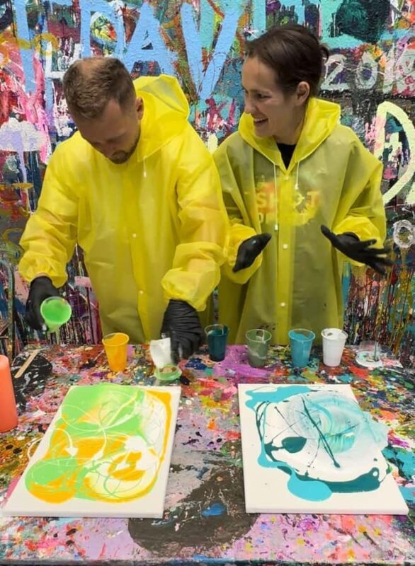 Los Angeles: Romantic Date Art Experience - FAQs