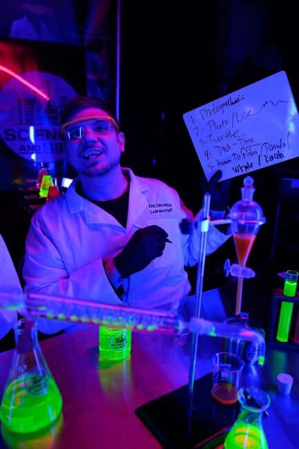 Los Angeles: Science and Sip The Drunken Laboratory - FAQ