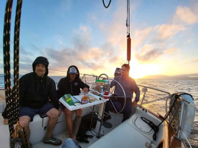 Los Angeles: Sunset Sailing - Sunset Sailing in Los Angeles: An Authentic Coastal Experience