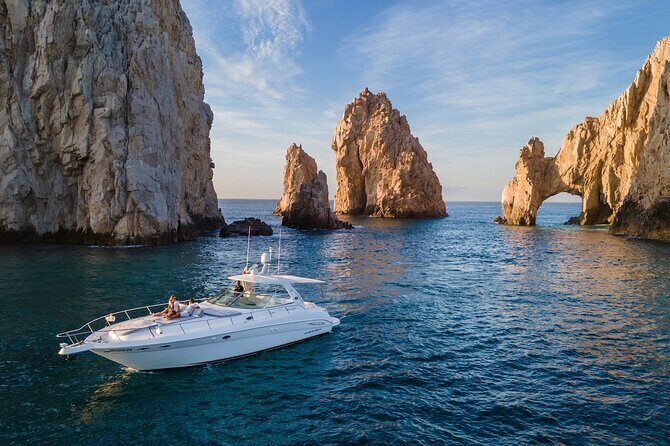 Los Cabos Luxury 50 Yacht Charter Private Tour - A Luxurious Day on the Water in Cabo San Lucas