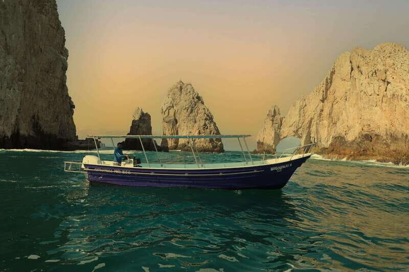 Los Cabos: Sunset Boat Tour to the Arch and Sea Lions - A Closer Look at the Sunset Boat Tour