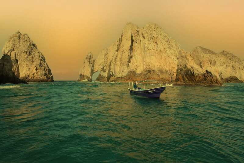 Los Cabos: Sunset Boat Tour to the Arch and Sea Lions - FAQ