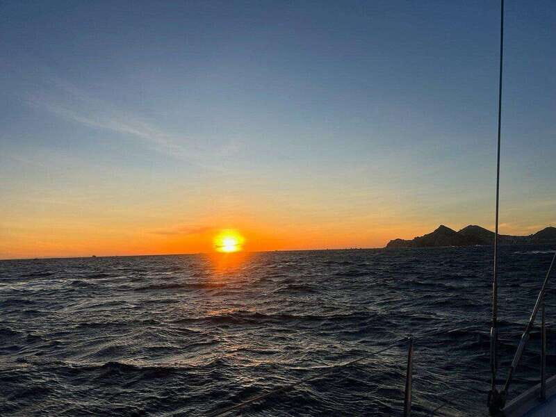 Los Cabos: Sunset Sailboat Tour with Snacks and Drinks - Practical Details and Tips