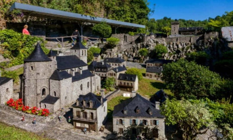 Lourdes: Attraction Pass with 2 Museums and the Little Train - Key Points