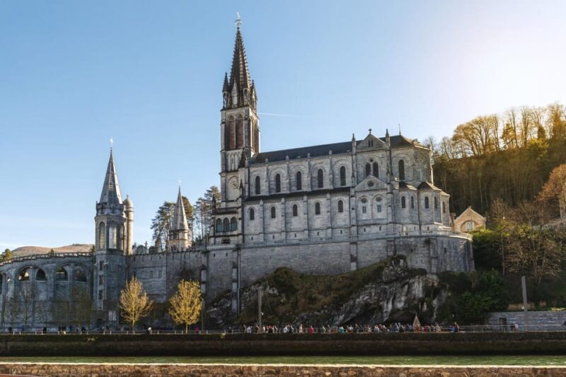 Lourdes: Capture the most Photogenic Spots with a Local - FAQ