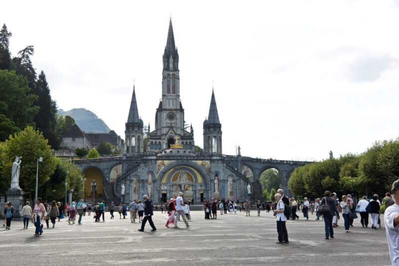 Lourdes: Private Guided Tour in the Sanctuary - Final Word