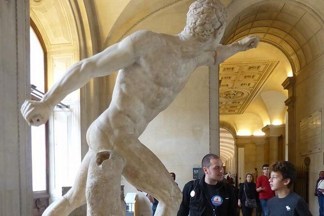 Louvre Museum Private 2-h Tour on Italian Art and masterpieces - Frequently Asked Questions