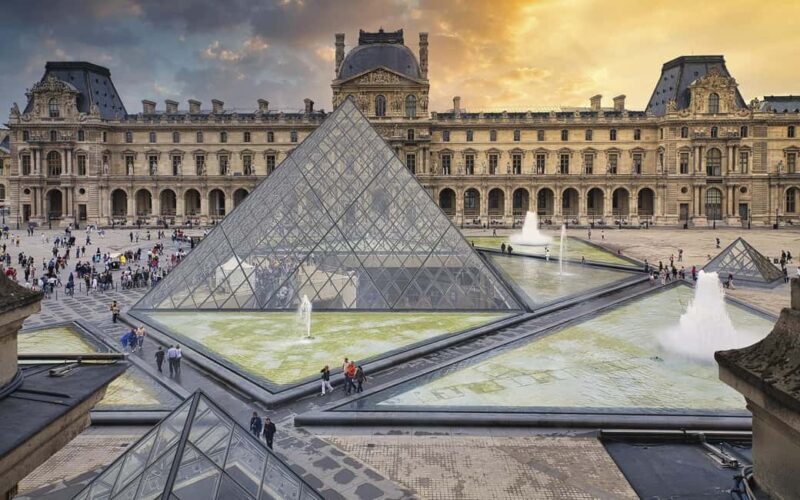 Louvre Museum Timed Entrance Ticket with Audio Guide - Who Should Consider This Tour?