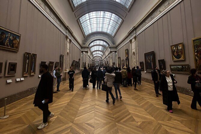 Louvre Private Tour with Skip The Line Entry - Key Points