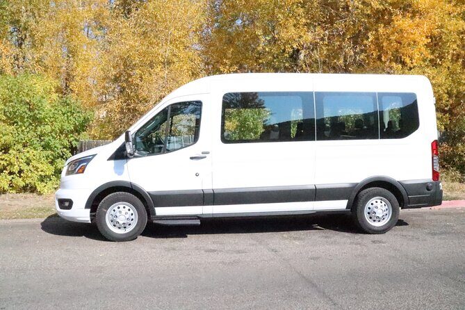 Lower Loop Yellowstone Wildlife Scenic - Jackson Hole Day Tour | WY - Key Points