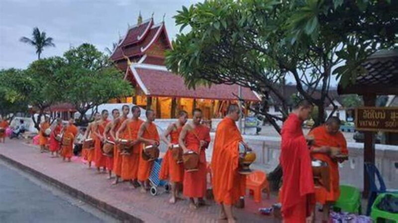 Luang Prabang: 4 Day 3 Nights Guide Tour - Key Points