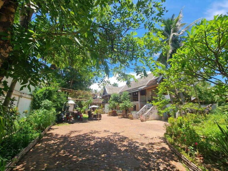 Luang Prabang: Craft Your Own Aroma Candle in Heritage Home - Authenticity and Cultural Touches