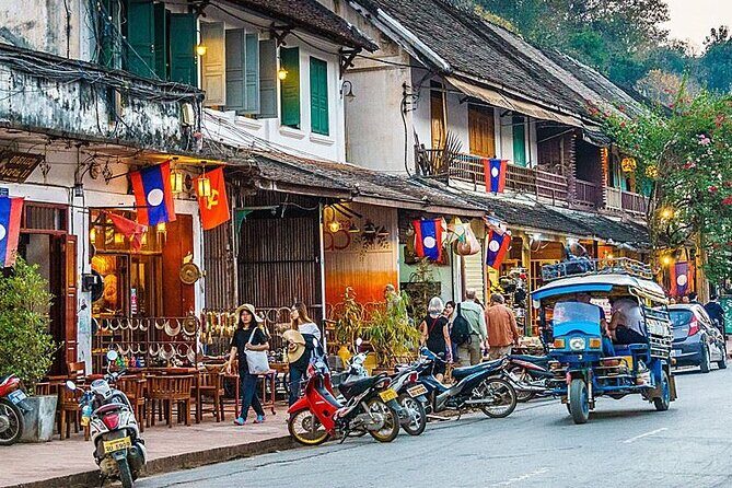 Luang Prabang: Street Food + Culture + Fun by Tuktuk/Walking/Bike - Visiting Hidden Gems: Crafts and Workshops