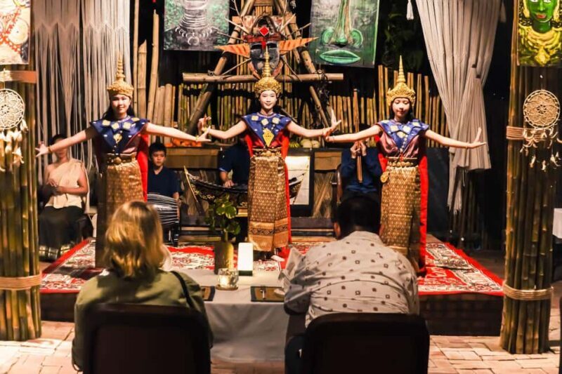 Luangprabang: Dinner with Lao Traditional Dance Performance - Who Should Consider This Tour?