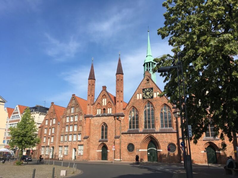 Lübeck: Backyards and Town Houses Private Guided Tour - Lübeck: Backyards and Town Houses Private Guided Tour