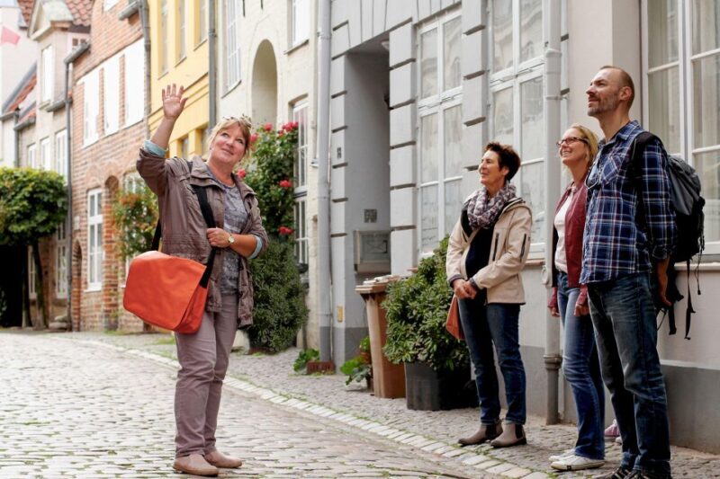 Lübeck: Entertaining Tour Through Hidden Courtyards - Frequently Asked Questions