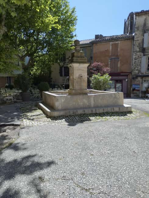 LUBERON : Gordes, Roussillon with Ochre trail & Sorgue river - The Value of This Tour