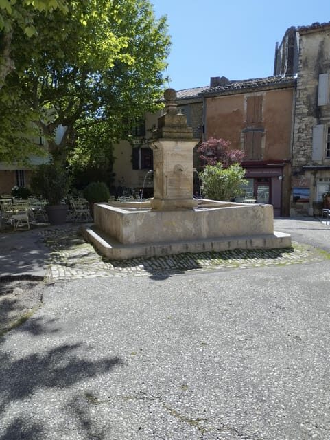 LUBERON : Gordes, Roussillon with Ochre trail & Sorgue river - The Sum Up