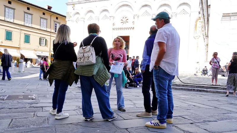 Lucca: guided visit of S. Martino, S. Frediano, city center - Final Word